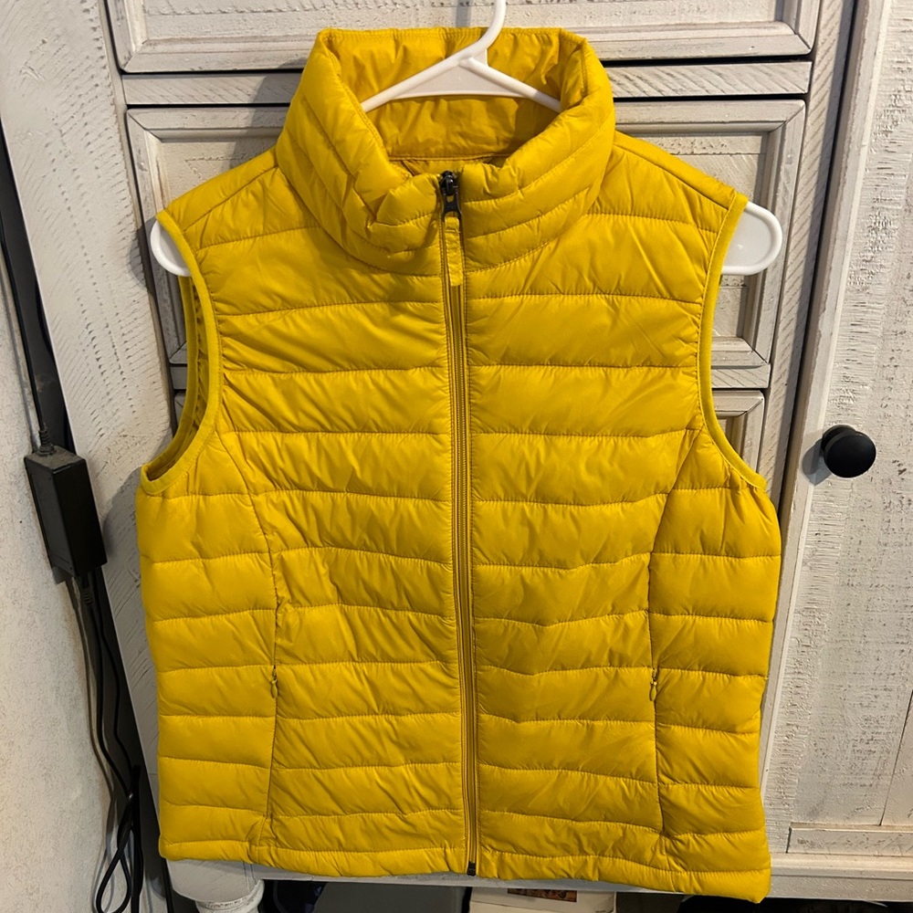 Amazon Essentials Yellow Vest Puffer